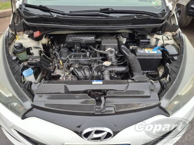 2015 HYUNDAI HB20 