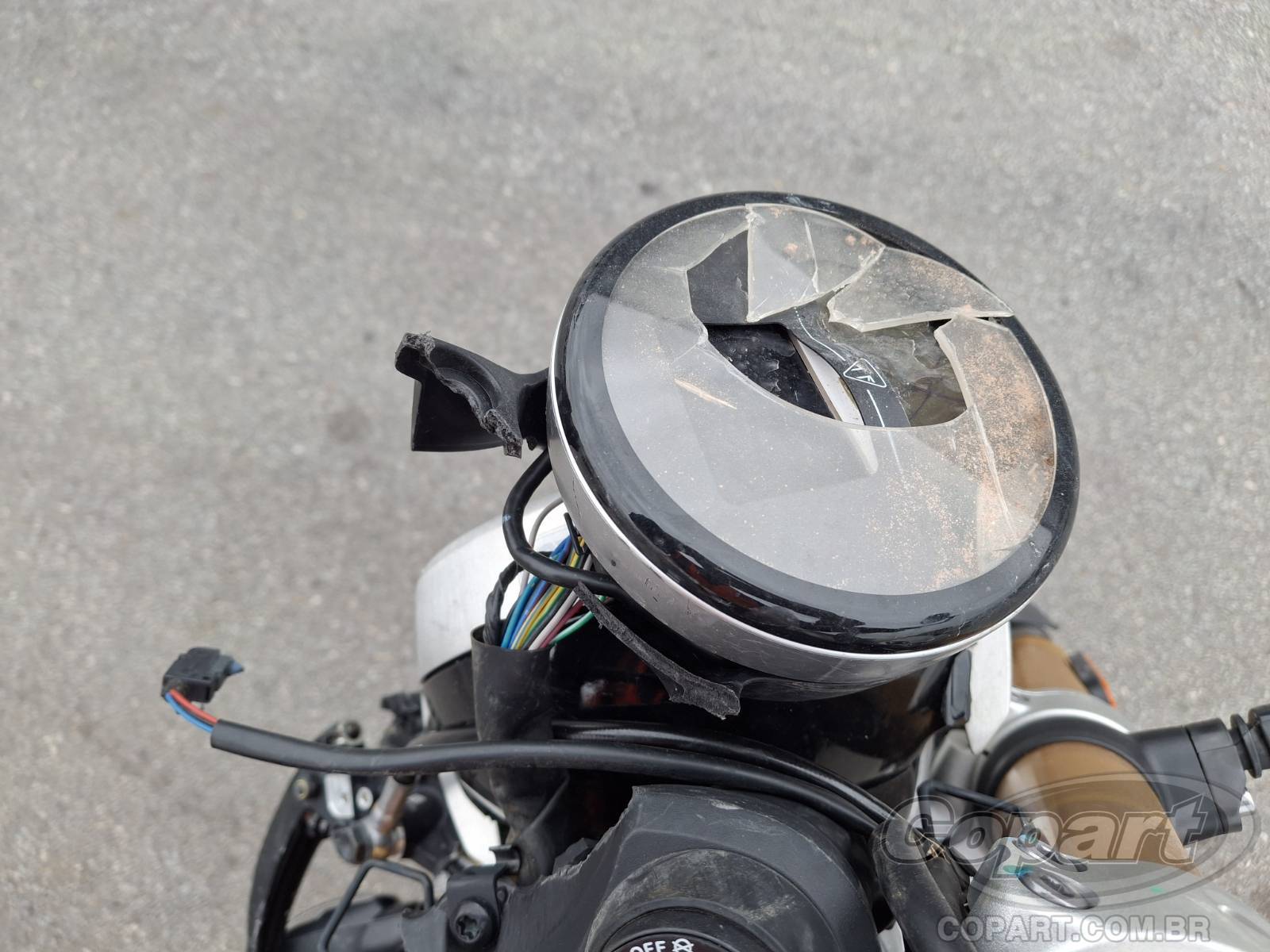 2025 TRIUMPH SPEED TWIN — foto 9 de 10