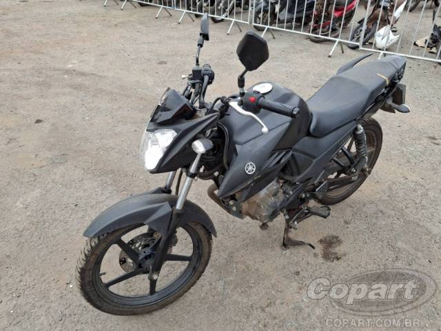 2025 YAMAHA FAZER 
