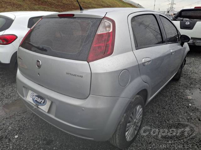 2011 FIAT PUNTO 
