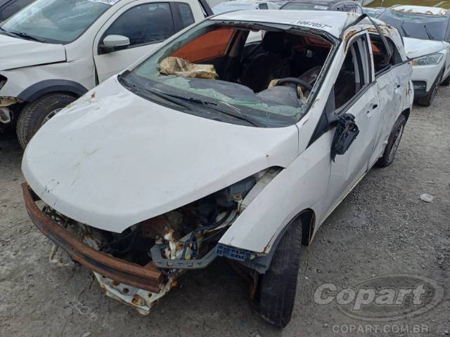 2014 HYUNDAI HB20 