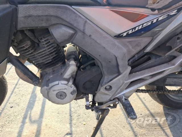 2019 HONDA CB 250 F 