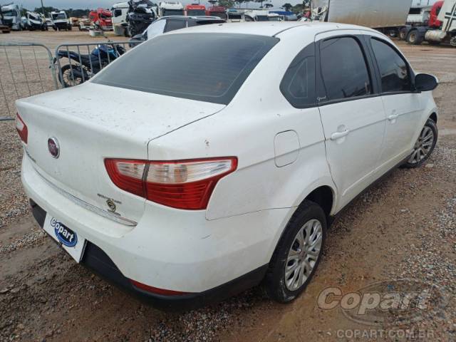2015 FIAT GRAND SIENA 
