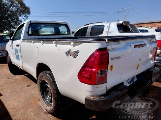 2023 TOYOTA HILUX CS 