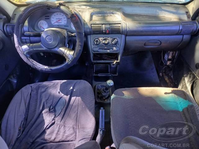 2000 CHEVROLET CORSA 