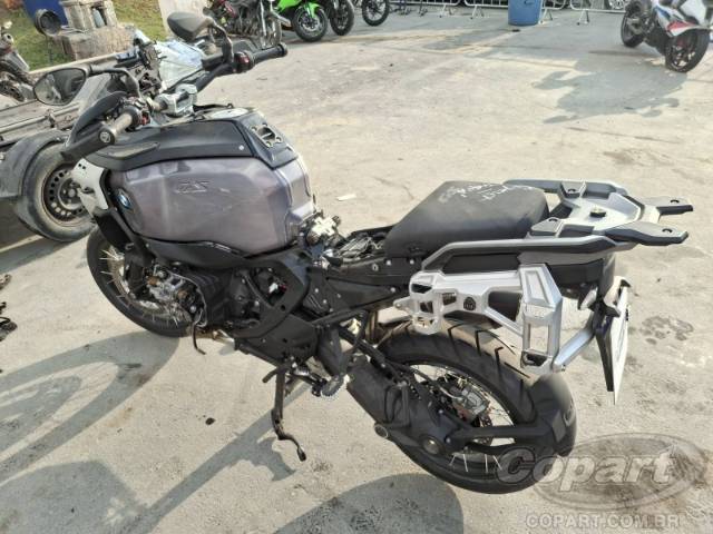 2026 BMW R 1300 