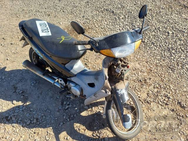 2000 HONDA C 100 