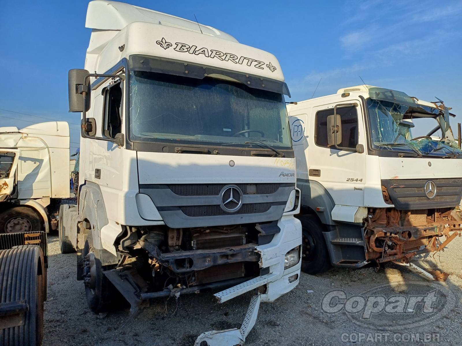 Veículo MERCEDES-BENZ Mercedes Mercedes Benz Axor 2013 2013 em leilão