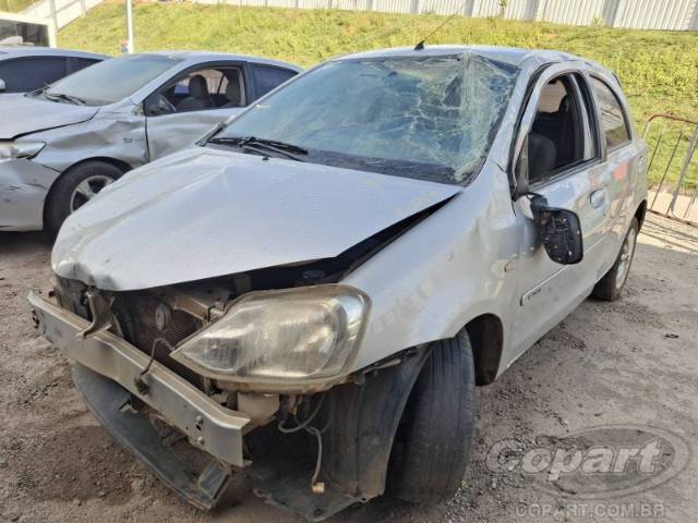 2013 TOYOTA ETIOS 