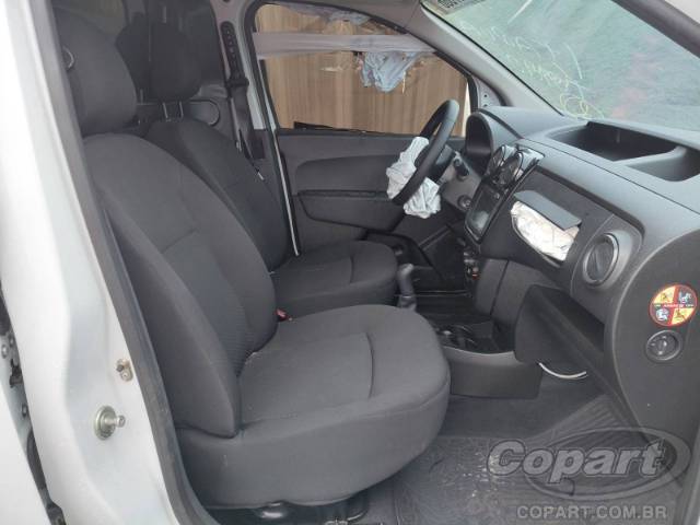 2026 RENAULT KANGOO 