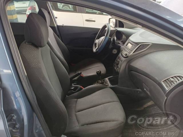 2017 HYUNDAI HB20 