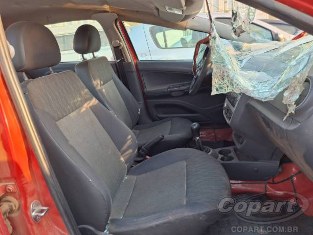 2013 VOLKSWAGEN VOYAGE 