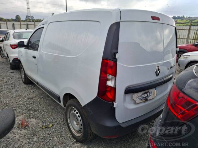 2025 RENAULT KANGOO 