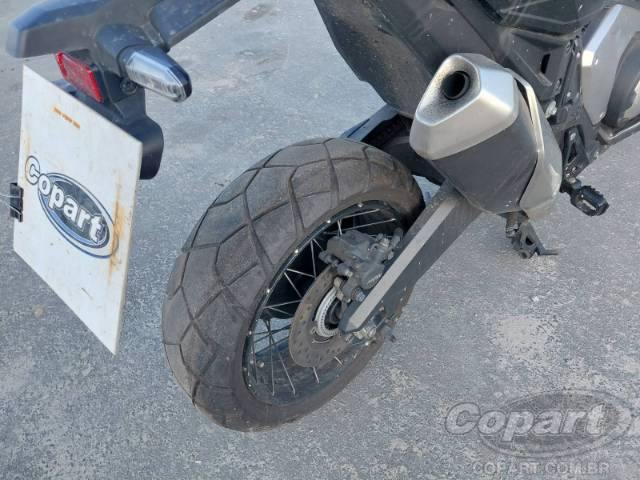 2025 HONDA X-ADV 