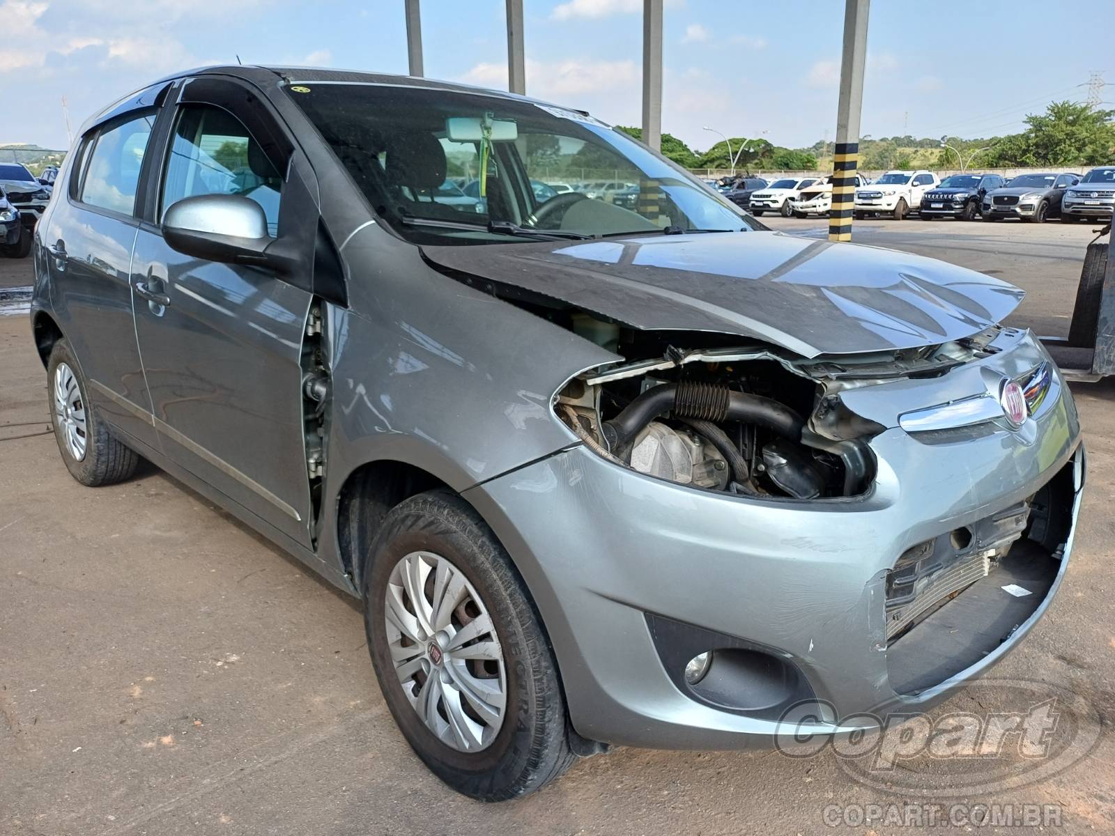 Veículo Fiat Palio Fiat Palio Attractive 1.0 Evo 2014 Colisão Média Monta 2014 em leilão