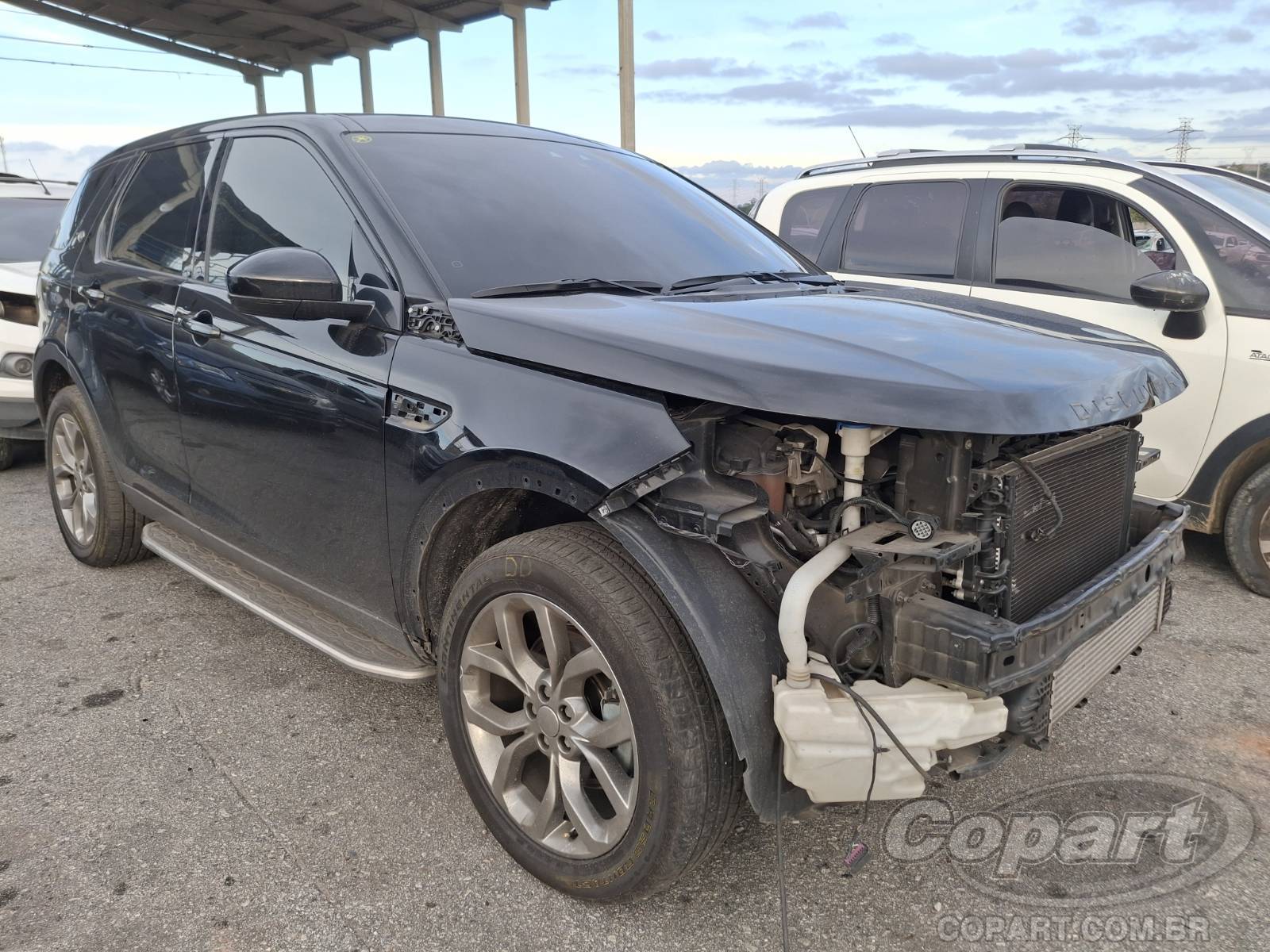 Veículo Land Rover DISCOVERY SPORT LAND ROVER DISCOVERY SPORT 2015 Colisão 2015 em leilão