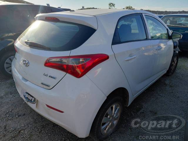2015 HYUNDAI HB20 