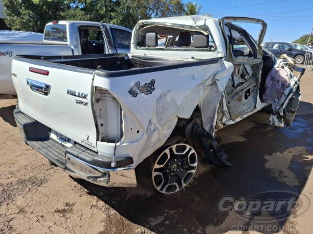 2023 TOYOTA HILUX CD 