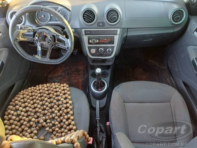 2009 VOLKSWAGEN GOL 
