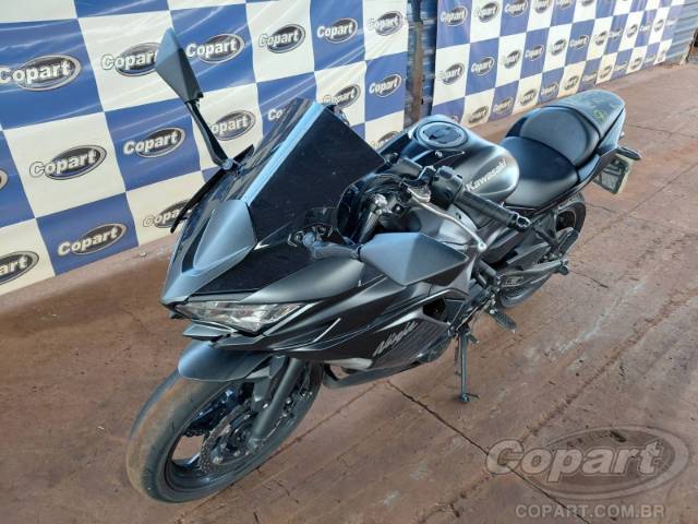2025 KAWASAKI NINJA 650 
