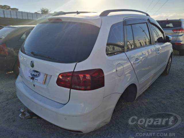 2013 VOLKSWAGEN SPACEFOX 