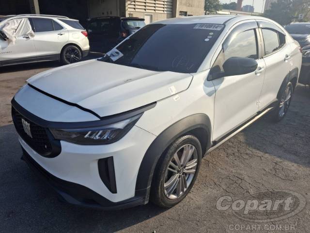2025 FIAT FASTBACK 
