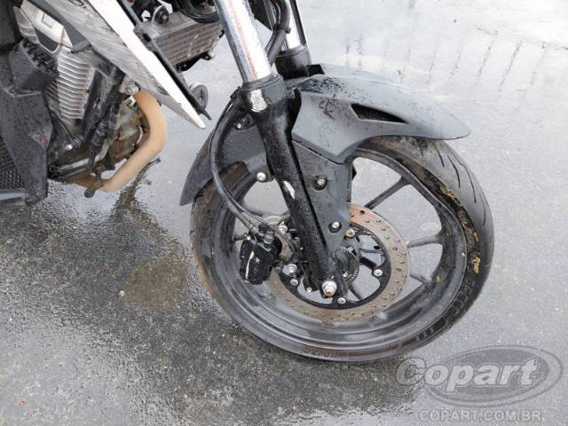 2026 HONDA CB 300F 