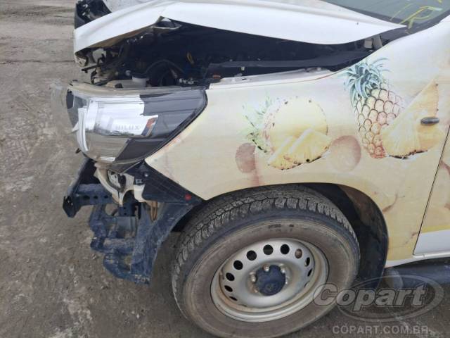2025 TOYOTA HILUX CS 