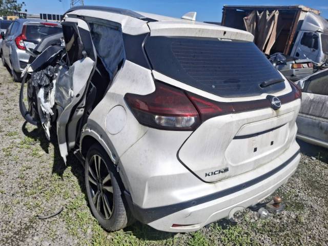 2023 NISSAN KICKS 