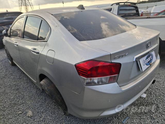 2010 HONDA CITY 