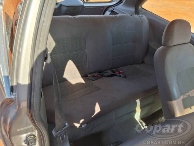 2001 CHEVROLET CELTA 