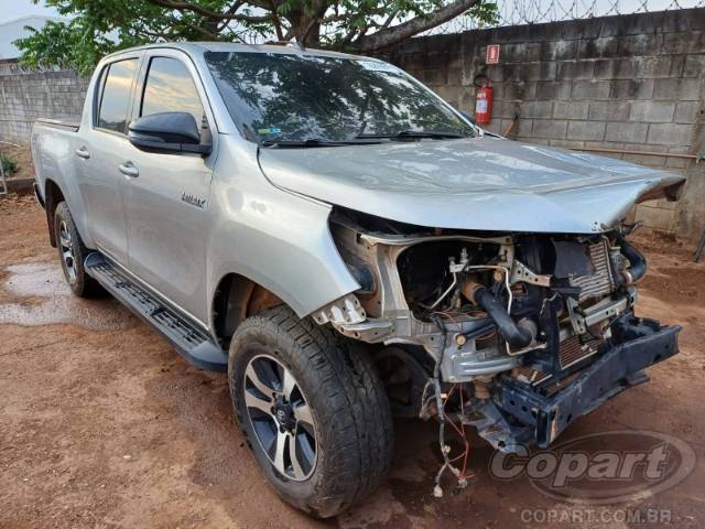 2020 TOYOTA HILUX CD 