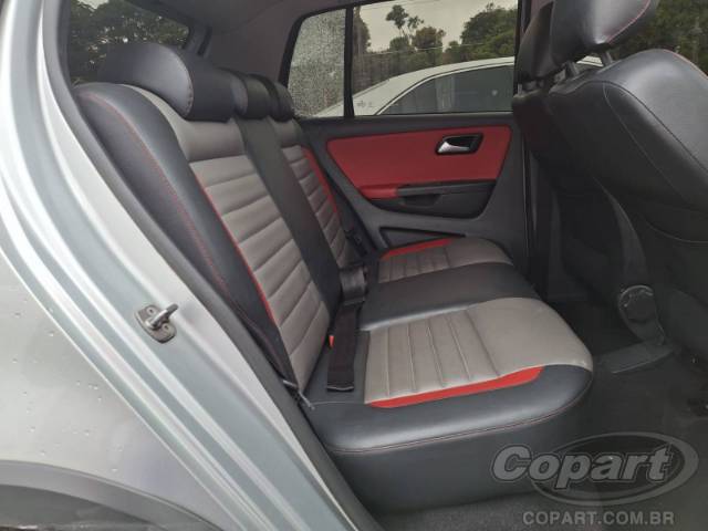2015 VOLKSWAGEN FOX 