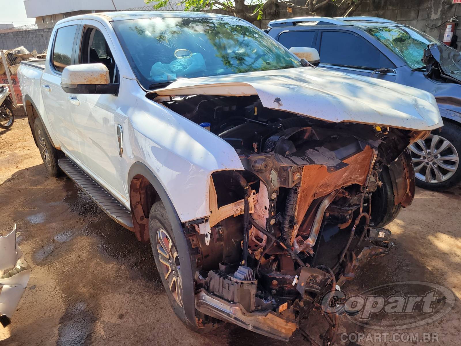 Ford Ranger CD XLT AT 3.0 V6 2024 Médio Dano Frontal