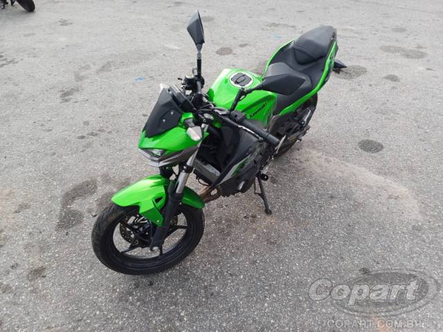 2025 KAWASAKI Z500 