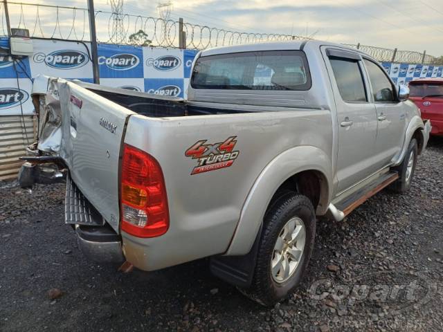 2011 TOYOTA HILUX CD 