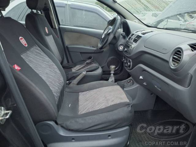 2015 FIAT GRAND SIENA 