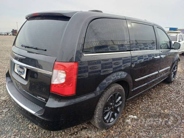2015 CHRYSLER TOWN   COUNTRY 
