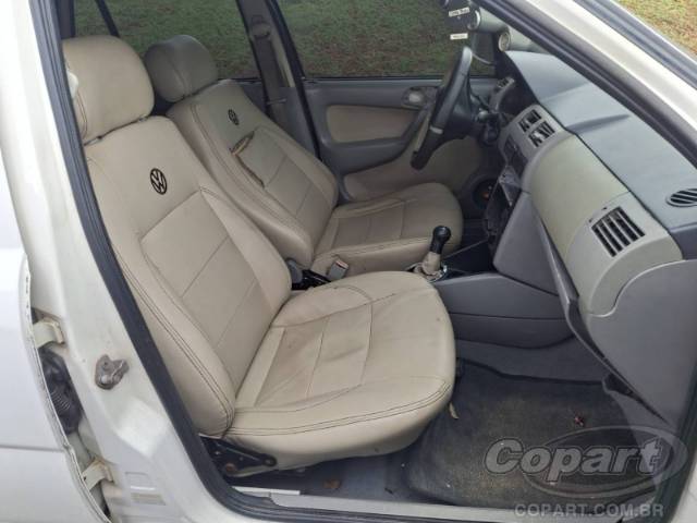 2002 VOLKSWAGEN GOL 