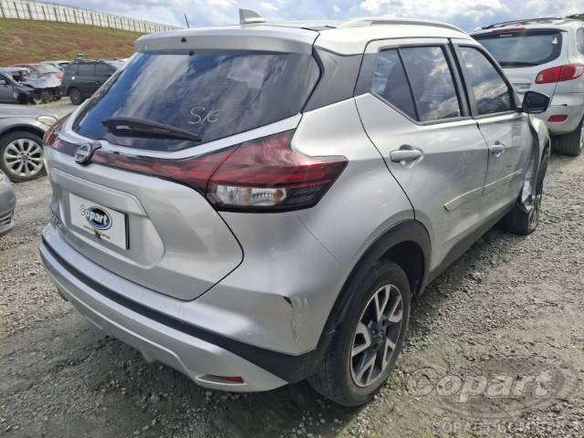 2024 NISSAN KICKS 