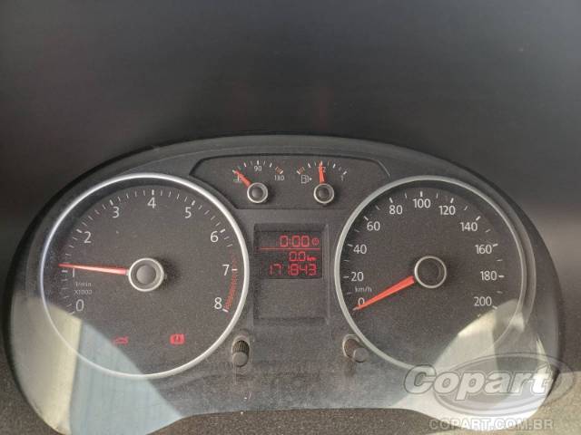 2014 VOLKSWAGEN VOYAGE 