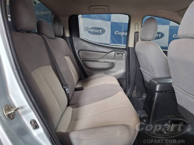 2023 MITSUBISHI L200 TRITON 