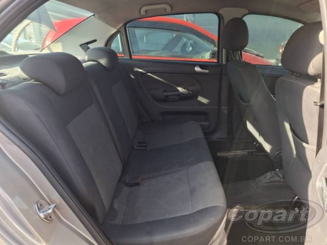 2013 VOLKSWAGEN VOYAGE 