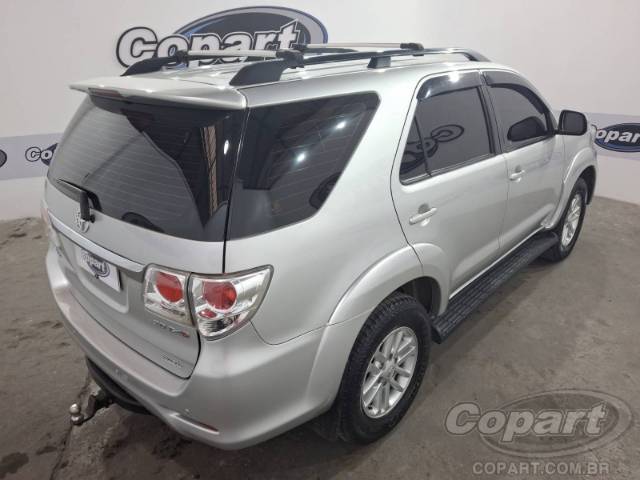 2015 TOYOTA HILUX SW4 