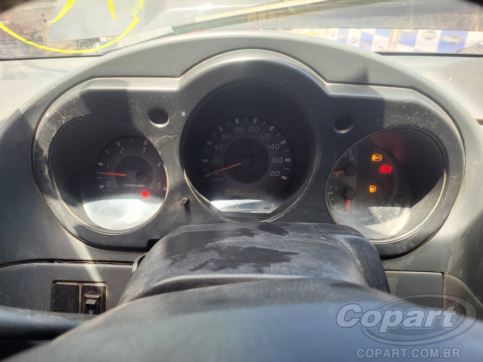 Foto 8 de 11: 2005 NISSAN FRONTIER CD