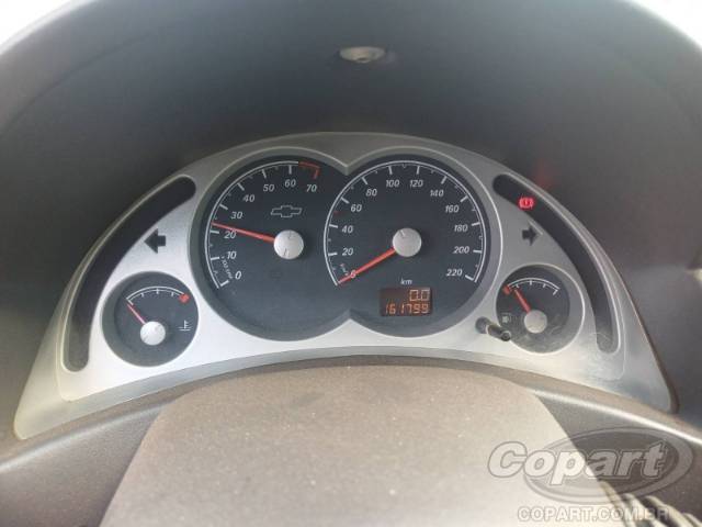 2010 CHEVROLET CORSA SEDAN 