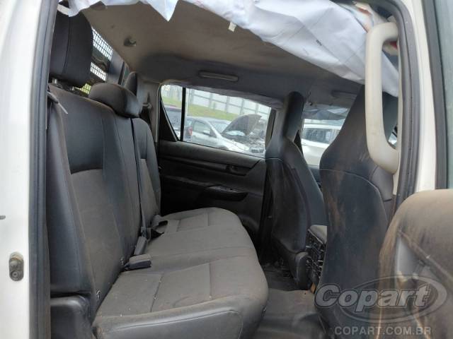 2024 TOYOTA HILUX CD 