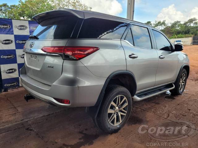 2016 TOYOTA HILUX SW4 