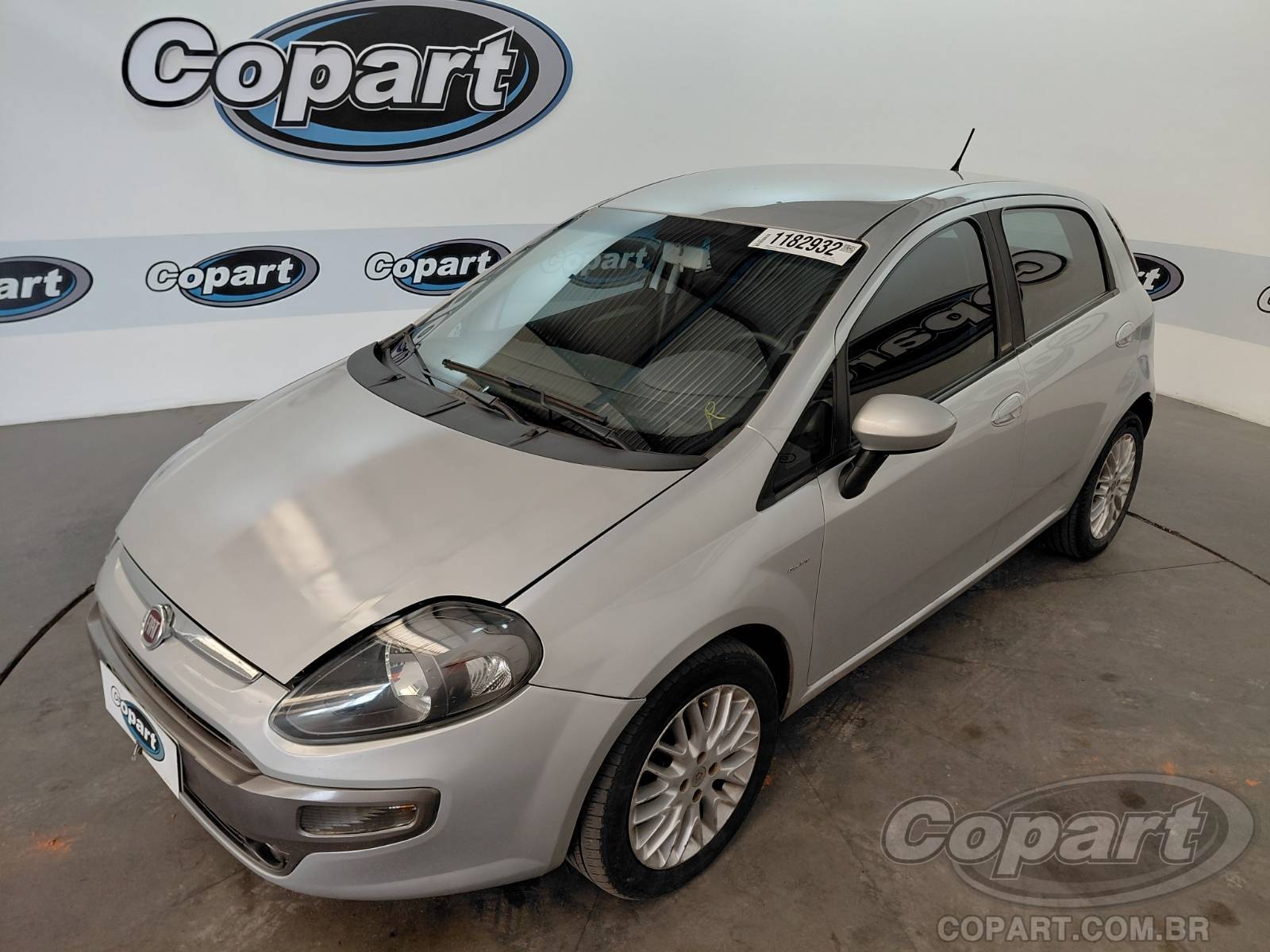 Foto 2: 2013 FIAT PUNTO