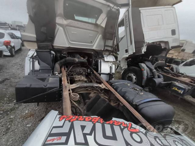 2011 VOLKSWAGEN CONSTELLATION 